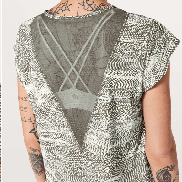 Lululemon For The Run Shirt - Picture 1 of 13